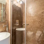 아파트 Iflat Pantheon Elegant 3-bedroom
