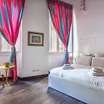 아파트 Iflat Pantheon Elegant 3-bedroom