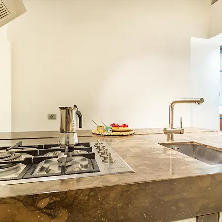 Iflat Pantheon Elegant 3-bedroom Apartmán Řím