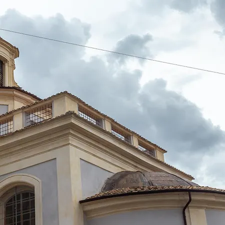 Iflat Pantheon Elegant 3-bedroom Apartment *