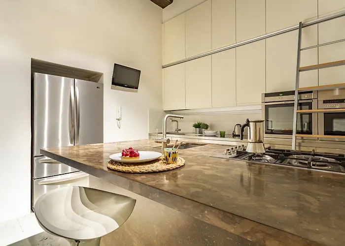 Lägenhet Iflat Pantheon Elegant 3-bedroom *