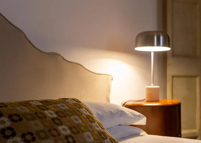 Iflat Pantheon Elegant 3-bedroom Lägenhet *