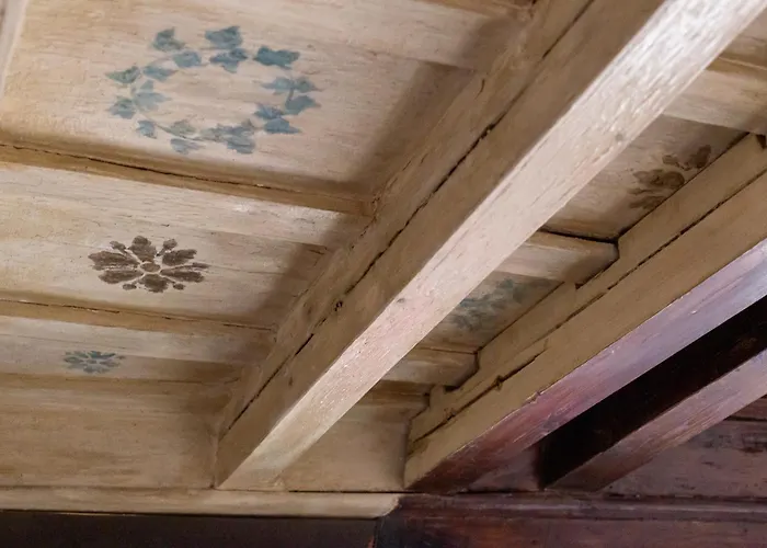 Iflat Pantheon Elegant 3-bedroom Lägenhet